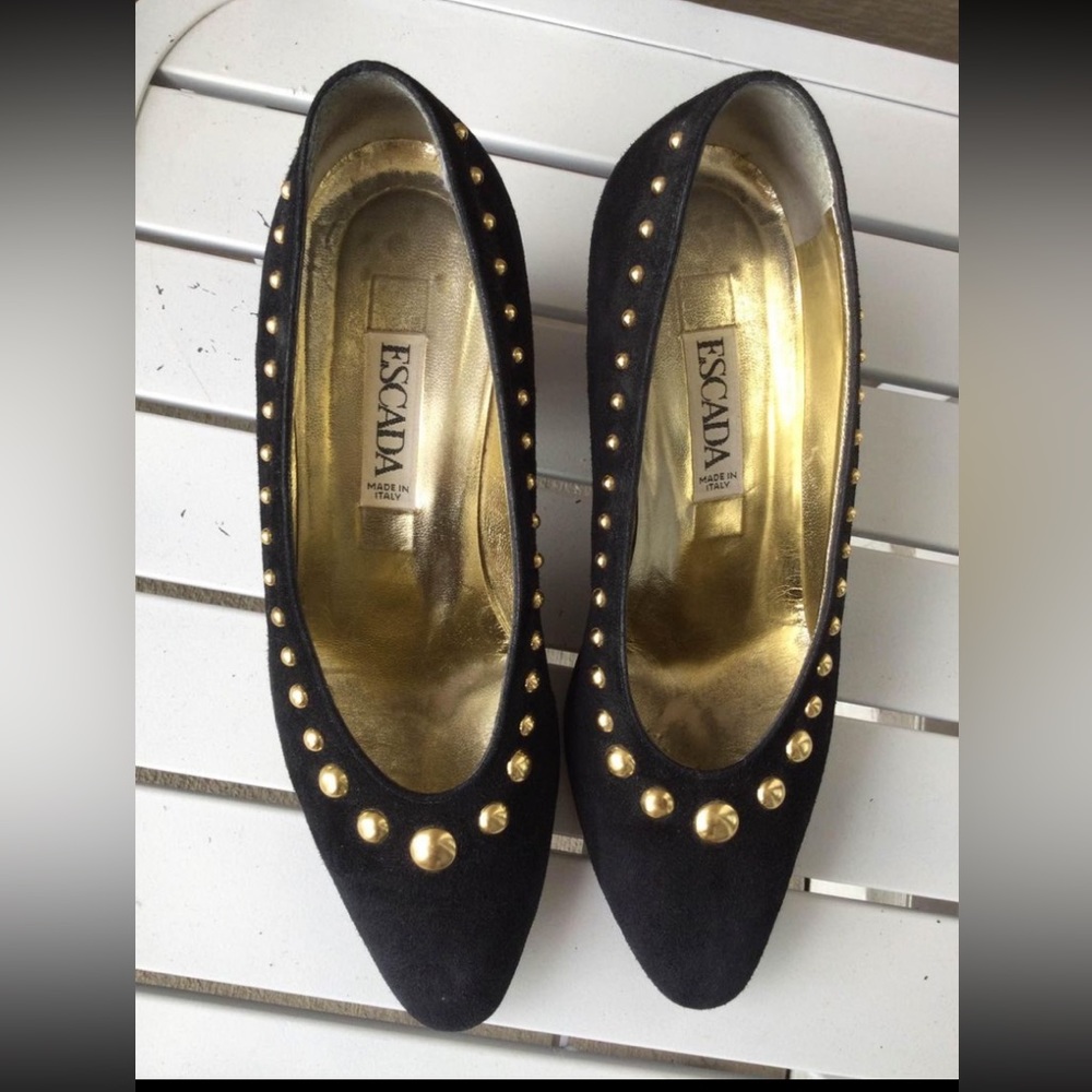Vintage ESCADA BLACK VELVET GOLD STUDDED HEELS SIZE 6.5B - Picture 2 of 8